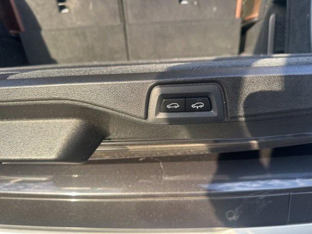 used 2021 BMW X7 car, priced at $40,956