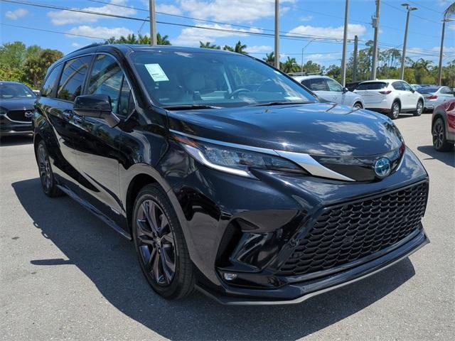 used 2021 Toyota Sienna car, priced at $39,998