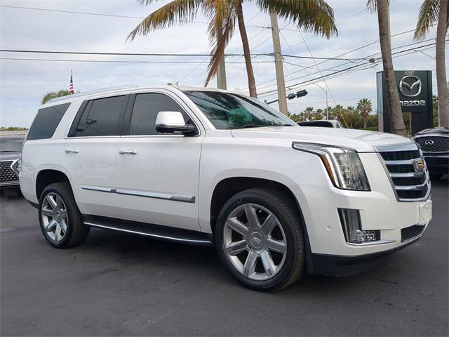 used 2017 Cadillac Escalade car, priced at $30,718