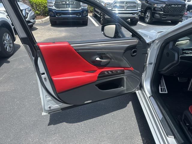 used 2019 Lexus ES 350 car, priced at $24,526