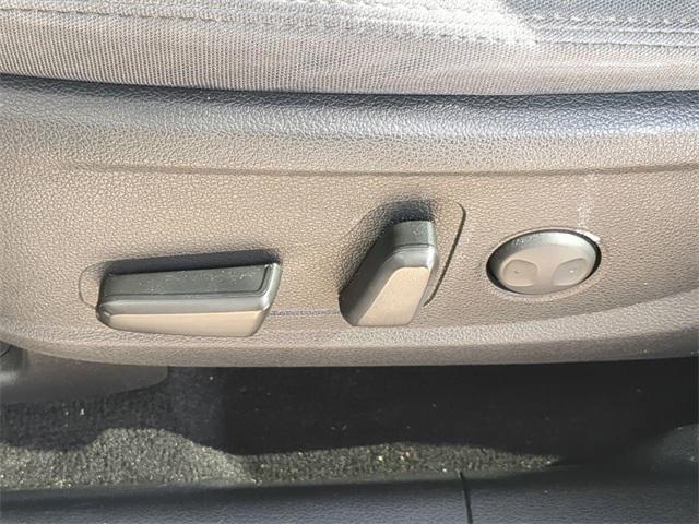 used 2020 Hyundai Santa Fe car, priced at $13,913