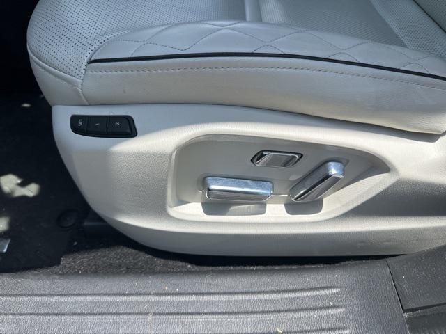 used 2022 Mazda CX-9 car, priced at $29,393