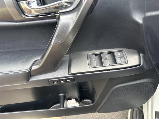 used 2023 Lexus GX 460 car, priced at $54,132
