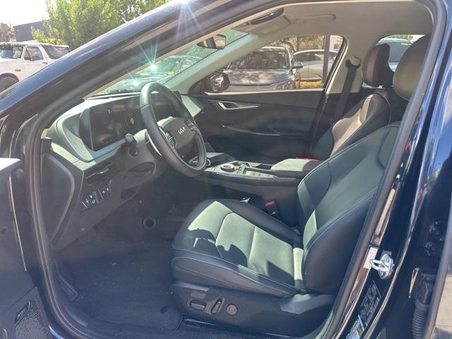 used 2022 Kia EV6 car, priced at $18,587