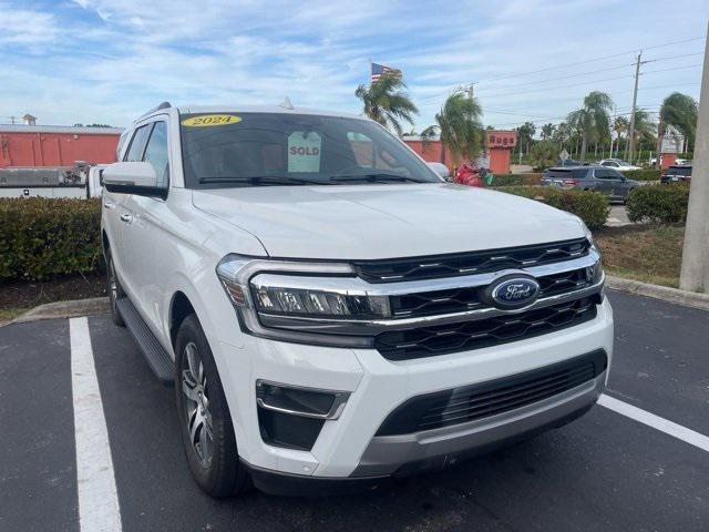 used 2024 Ford Expedition car, priced at $43,402