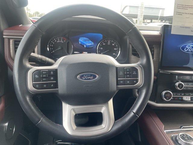 used 2024 Ford Expedition car, priced at $43,402