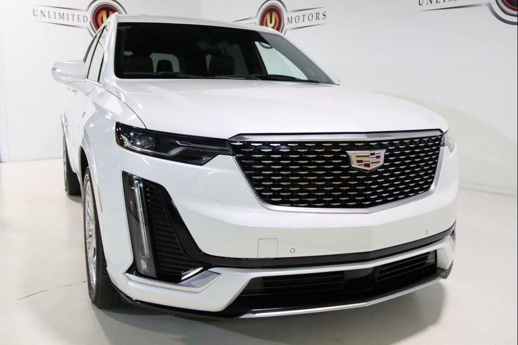 used 2022 Cadillac XT6 car, priced at $35,980