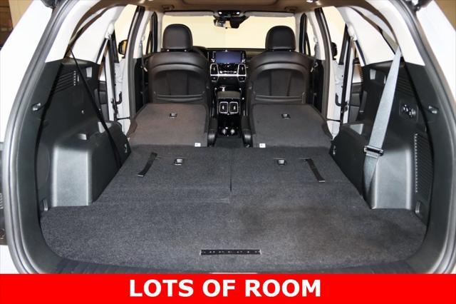 used 2022 Kia Sorento car, priced at $31,980