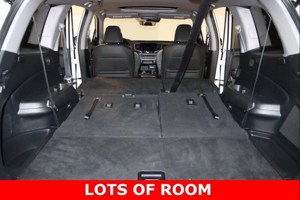 used 2022 Honda Pilot car, priced at $30,900