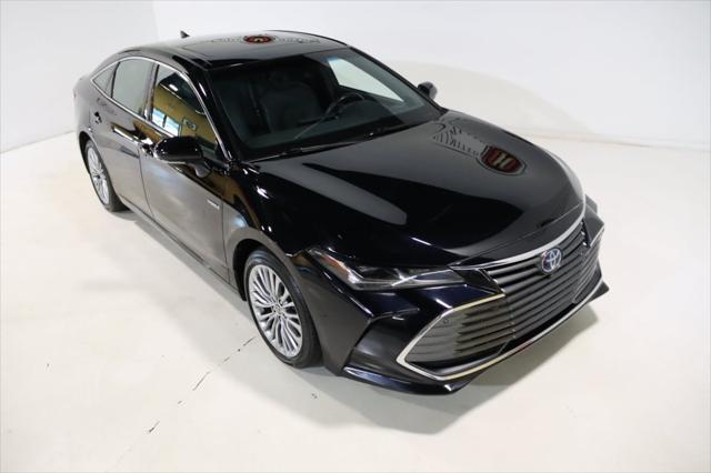 used 2021 Toyota Avalon Hybrid car, priced at $35,500