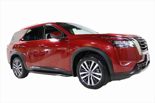 used 2022 Nissan Pathfinder car, priced at $37,550