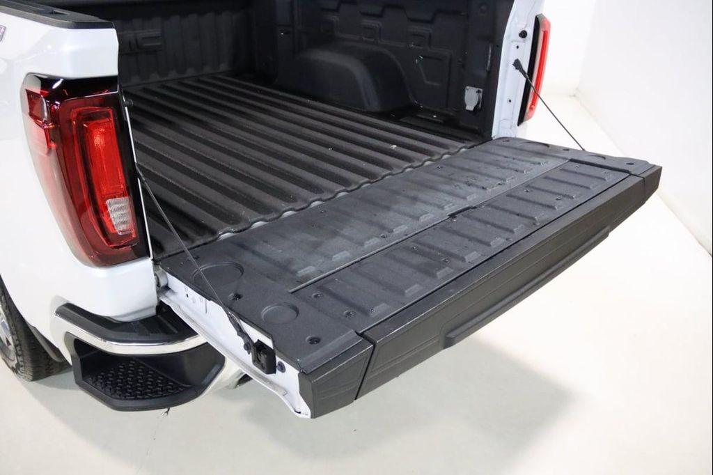 used 2022 GMC Sierra 1500 car, priced at $41,980