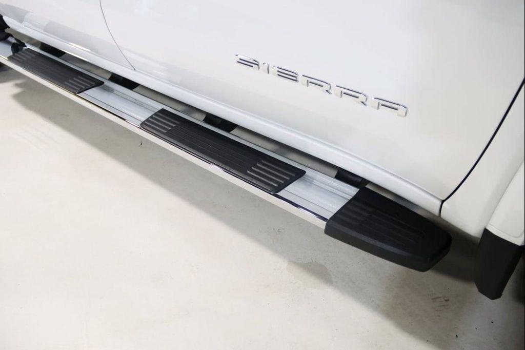 used 2022 GMC Sierra 1500 car, priced at $41,980