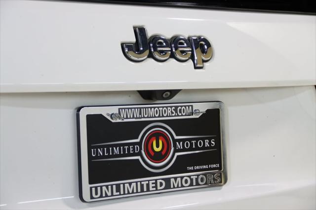 used 2014 Jeep Grand Cherokee car, priced at $15,750