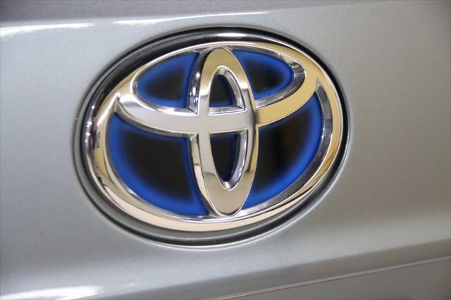 used 2021 Toyota Highlander Hybrid car, priced at $29,333