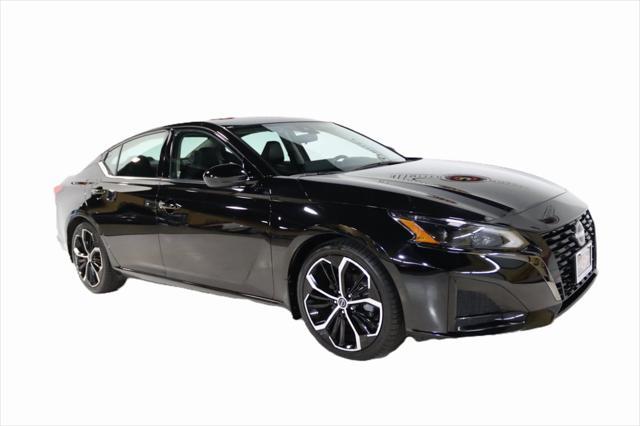 used 2023 Nissan Altima car, priced at $22,630