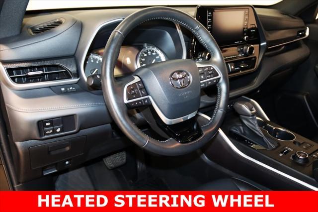 used 2022 Toyota Highlander car, priced at $39,500