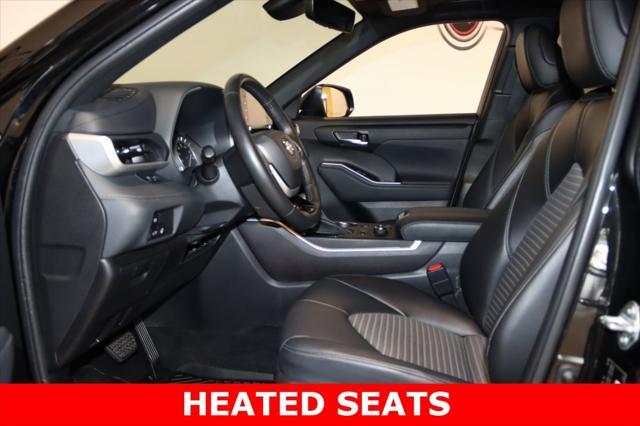 used 2022 Toyota Highlander car, priced at $39,500