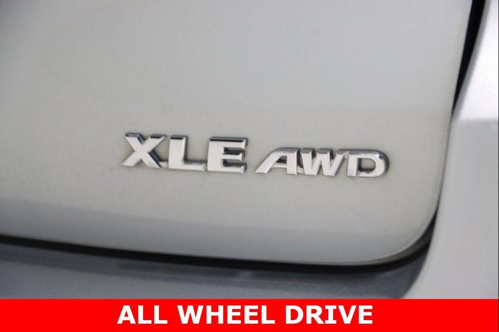 used 2019 Toyota Highlander car, priced at $23,970