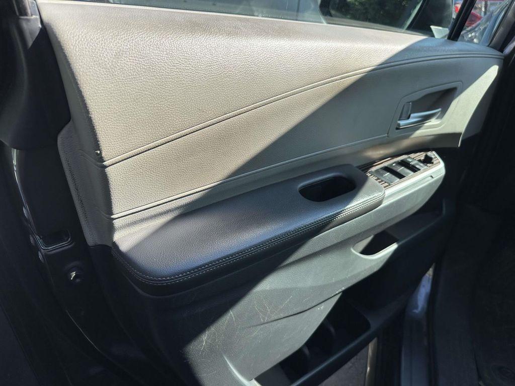 used 2021 Toyota Sienna car