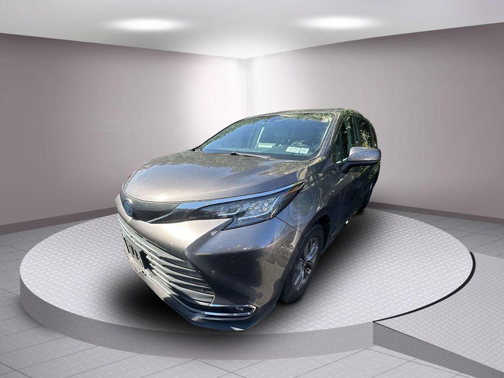used 2021 Toyota Sienna car