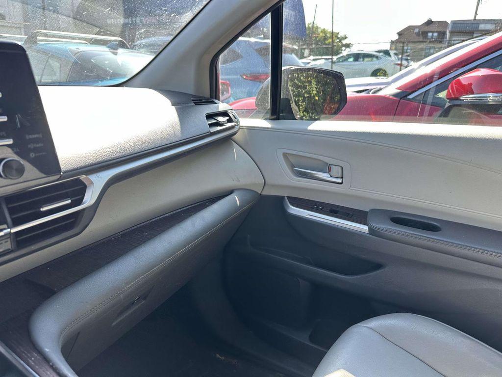 used 2021 Toyota Sienna car