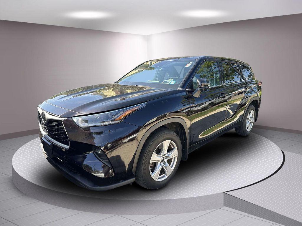 used 2021 Toyota Highlander car