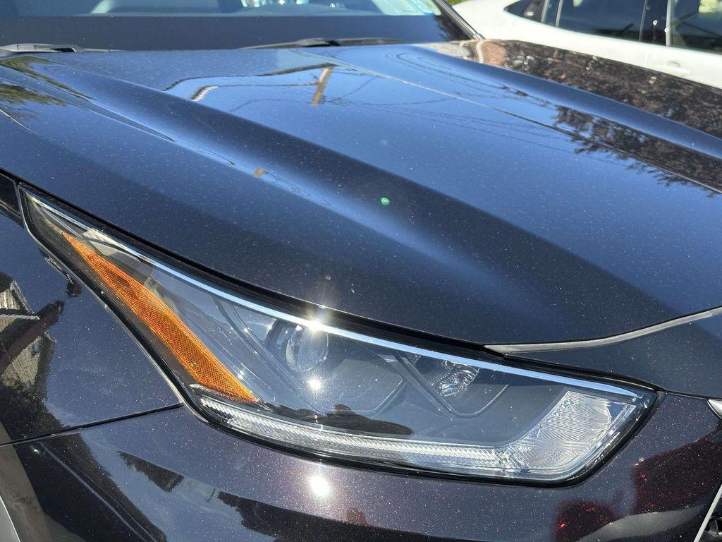 used 2021 Toyota Highlander car