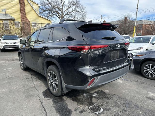 used 2022 Toyota Highlander car