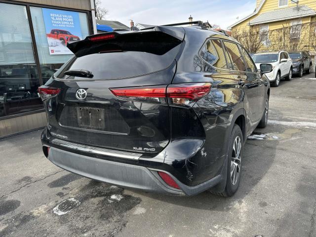 used 2022 Toyota Highlander car