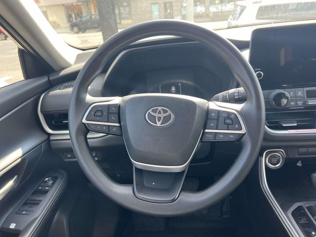 used 2025 Toyota Grand Highlander car