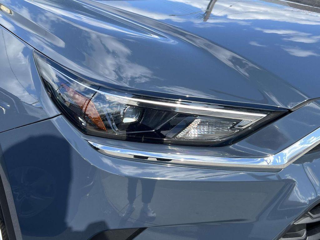 used 2025 Toyota Grand Highlander car