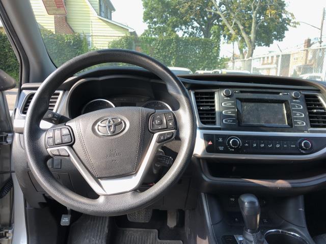 used 2019 Toyota Highlander car, priced at $32,995