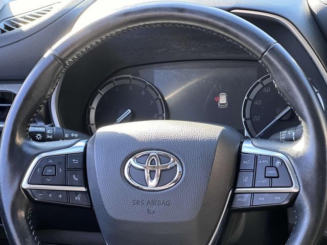 used 2021 Toyota Highlander car