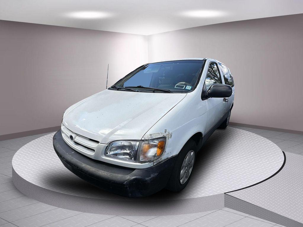 used 2000 Toyota Sienna car