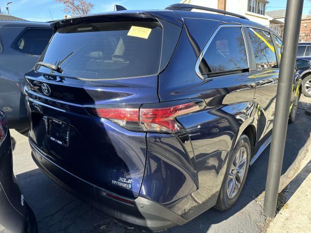 used 2021 Toyota Sienna car