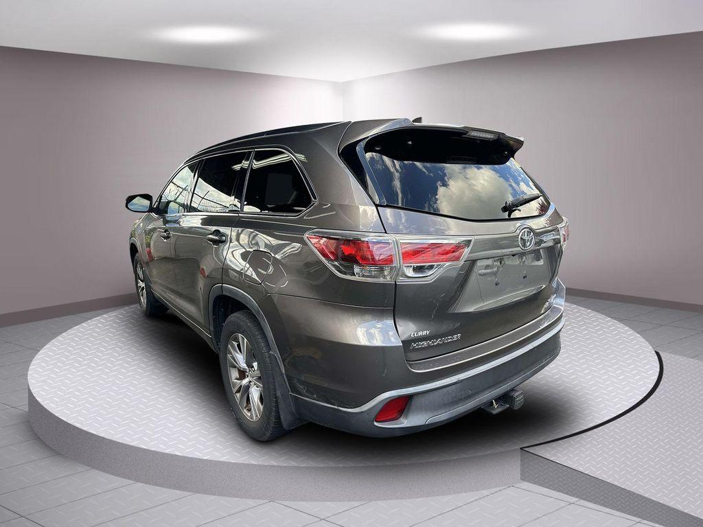 used 2015 Toyota Highlander car