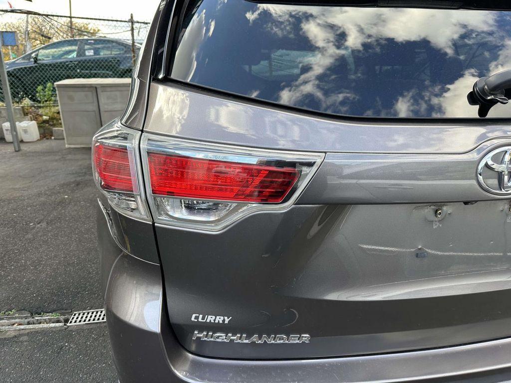 used 2015 Toyota Highlander car