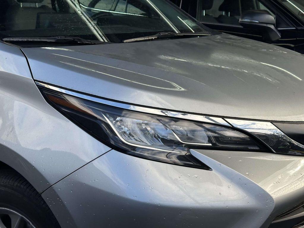 used 2023 Toyota Sienna car