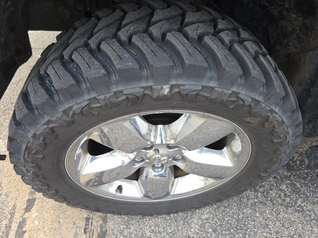 used 2018 Ram 1500 car, priced at $25,989