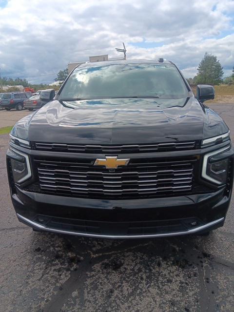 new 2025 Chevrolet Suburban car, priced at $82,001