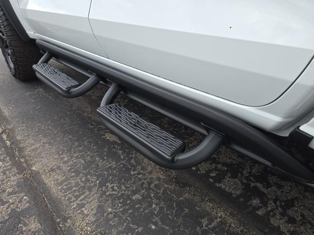 new 2025 Chevrolet Colorado car, priced at $51,636