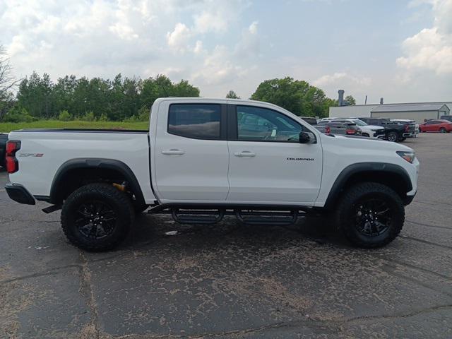 new 2025 Chevrolet Colorado car