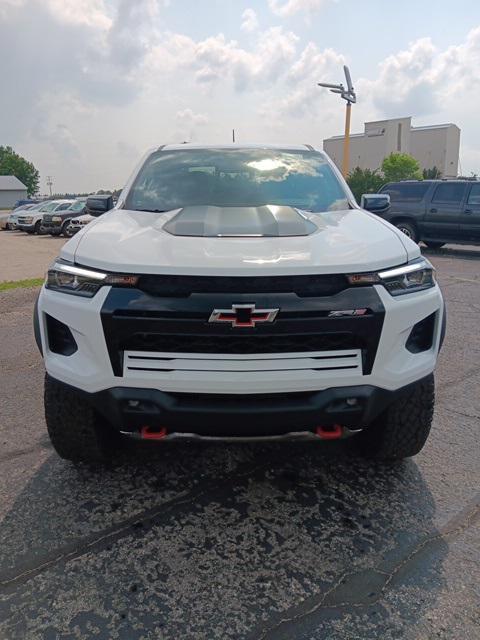 new 2025 Chevrolet Colorado car