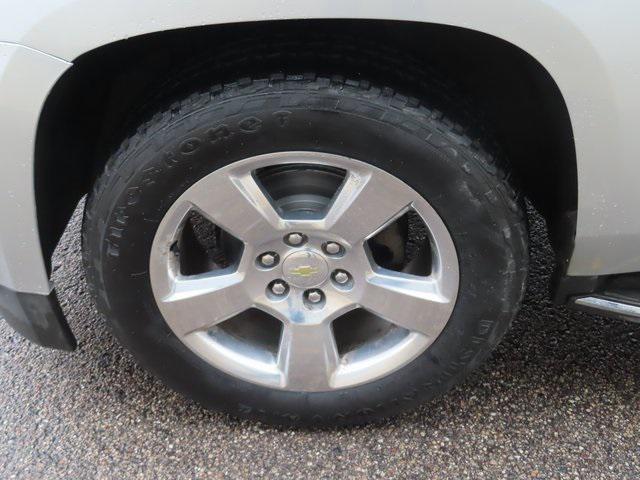 used 2015 Chevrolet Suburban car, priced at $21,500