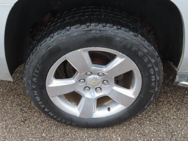 used 2015 Chevrolet Suburban car, priced at $21,500