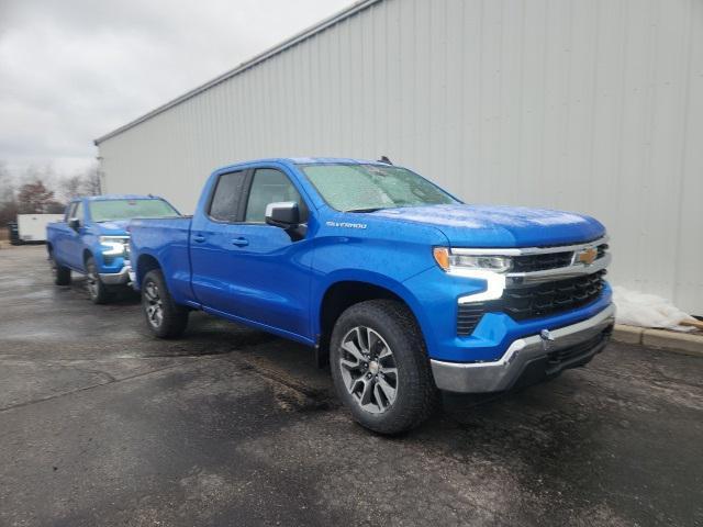 new 2025 Chevrolet Silverado 1500 car, priced at $42,037