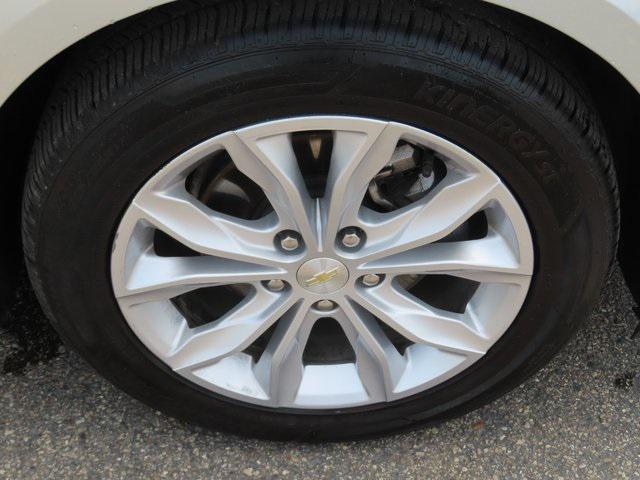 used 2020 Chevrolet Malibu car, priced at $19,400