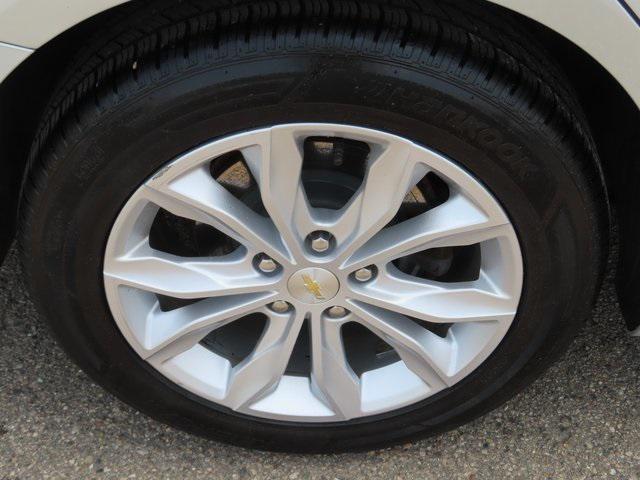 used 2020 Chevrolet Malibu car, priced at $19,400