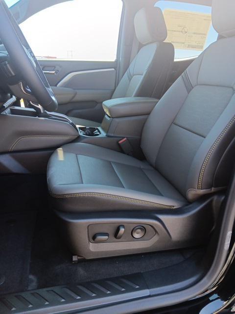 new 2025 Chevrolet Colorado car